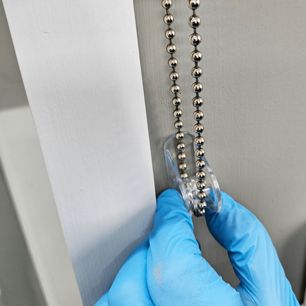 Fit the chain safety device