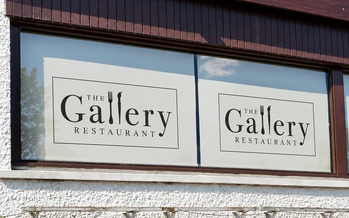 STREET-FACING WINDOWS - Restaurants & Hospitality